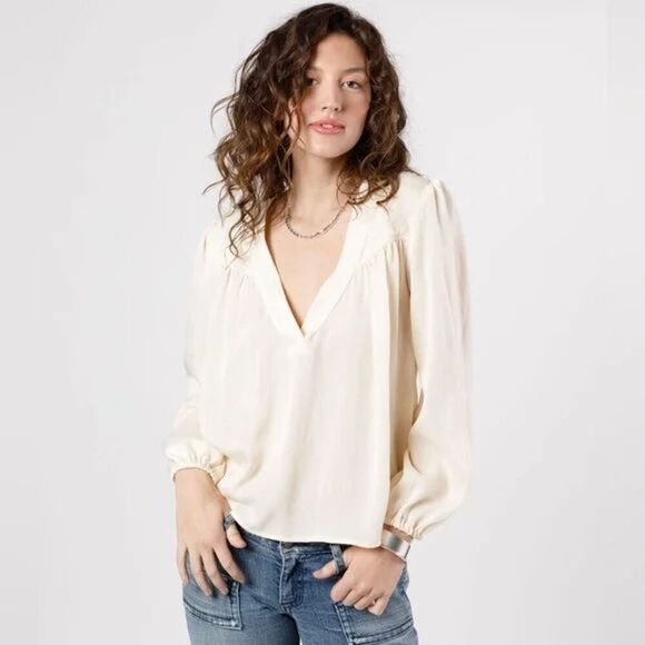 Band Of The Free Top Medium Silky Ivory Boho Neutral V-neck Poet - Picture 1 of 9